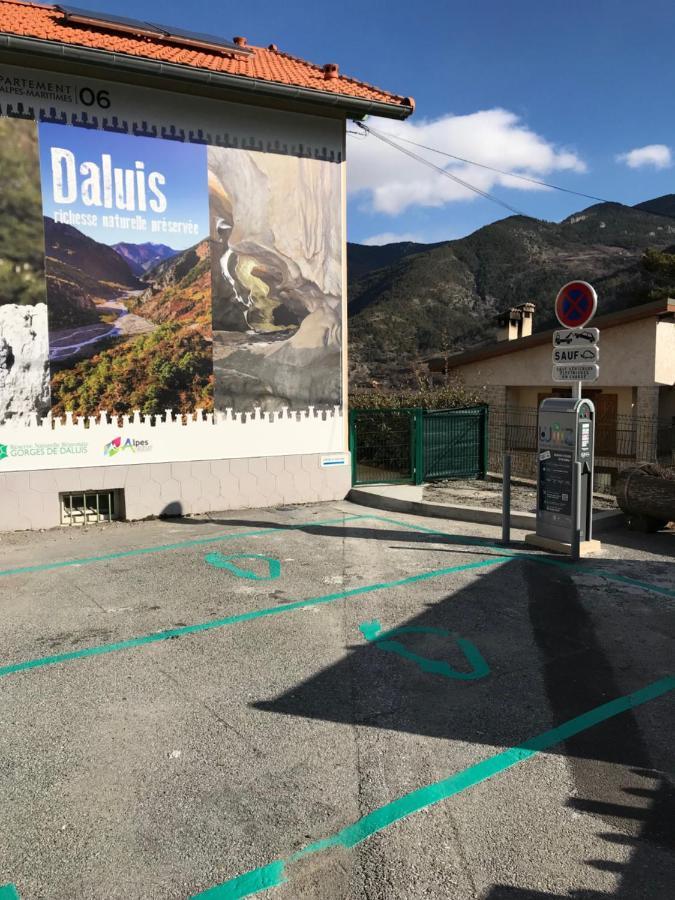 Gite De La Fontaine Gorges De Daluis מראה חיצוני תמונה